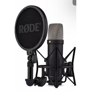 RØDE NT1-A Studio Condenser Microphone Bundle. New Open Box
